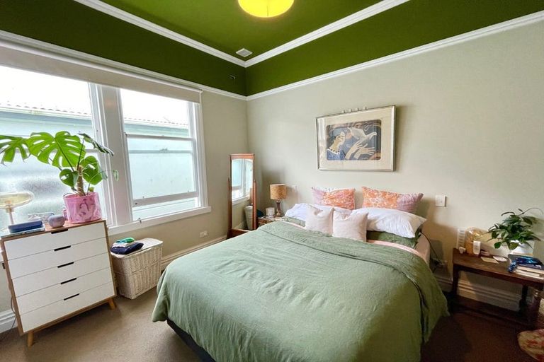 Photo of property in 17 Emerson Street, Berhampore, Wellington, 6023