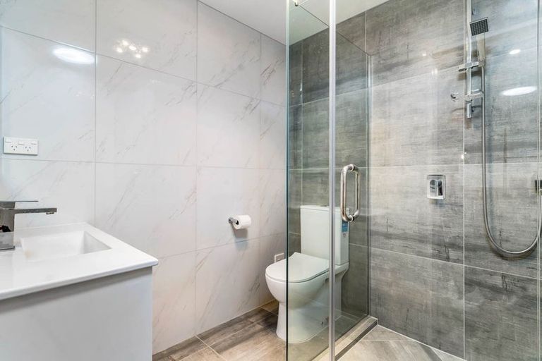 Photo of property in 74e Mckenzie Road, Mangere Bridge, Auckland, 2022