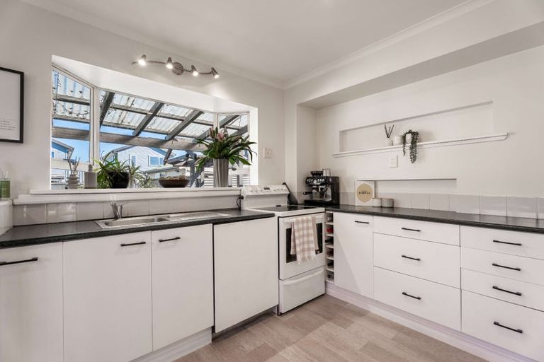 Photo of property in 151 Langdons Road, Northcote, Christchurch, 8052