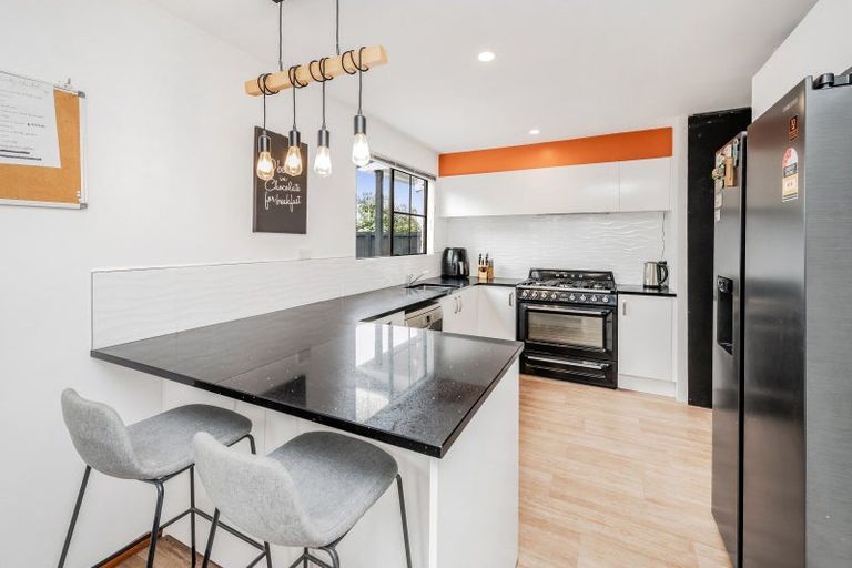 Photo of property in 12 Torlesse Crescent, Darfield, 7510