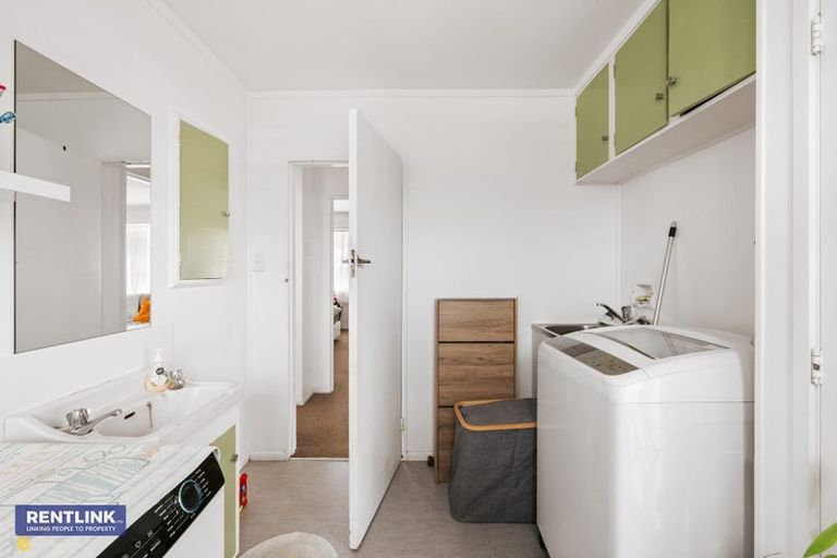 Photo of property in 33a Ngatai Road, Otumoetai, Tauranga, 3110