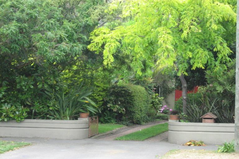 Photo of property in 84 Wakatu Avenue, Moncks Bay, Christchurch, 8081