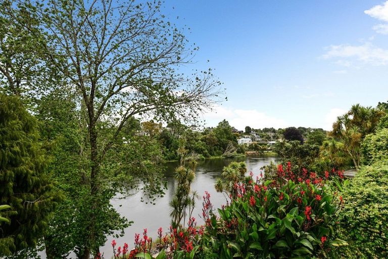 Photo of property in 571 River Road, Fairfield, Hamilton, 3214