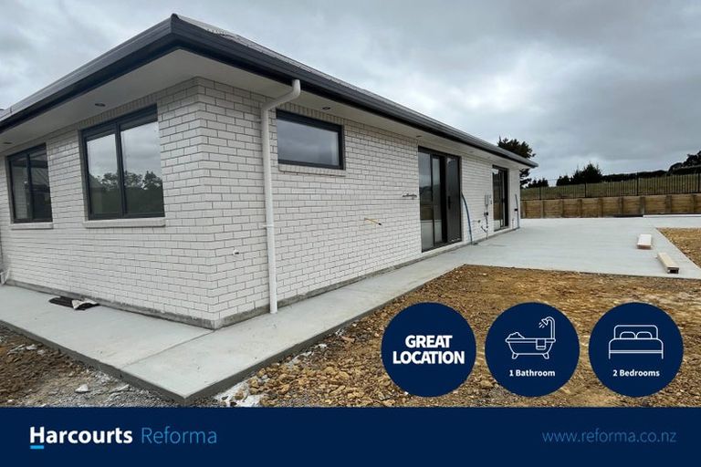 Photo of property in 10 Karaka School Lane, Karaka, Papakura, 2580