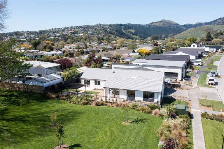 Photo of property in 77 Leistrella Road, Hoon Hay, Christchurch, 8025