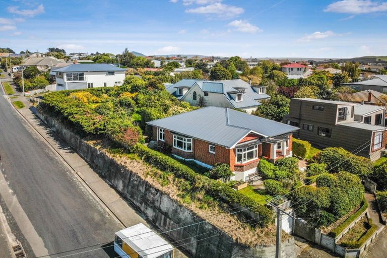 Photo of property in 49 Earls Road, Saint Clair, Dunedin, 9012
