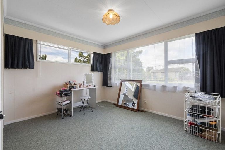 Photo of property in 36 John F Kennedy Drive, Milson, Palmerston North, 4414