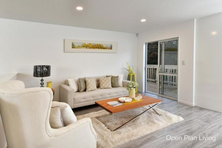 Photo of property in 7a Fuchsia Place, Birkdale, Auckland, 0626