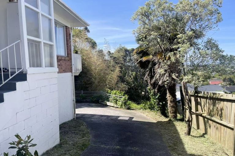Photo of property in 2/581 East Coast Road, Browns Bay, Auckland, 0630