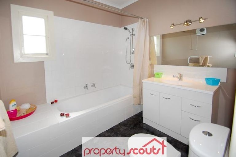 Photo of property in 52 Richardson Street, Saint Kilda, Dunedin, 9012