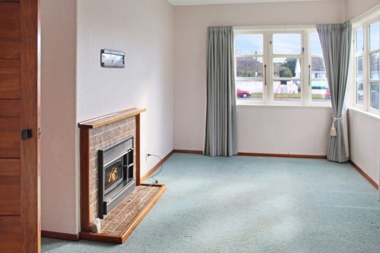 Photo of property in 64 Manson Street, Terrace End, Palmerston North, 4410