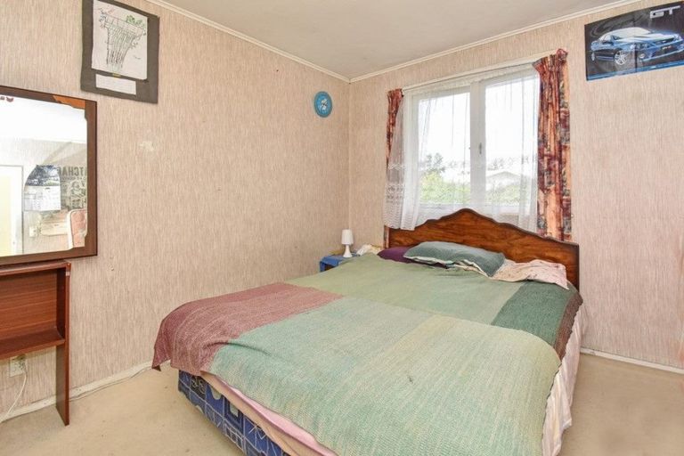 Photo of property in 4 Sexton Place, Manurewa East, Auckland, 2102