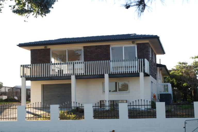 Photo of property in 48 Mckinstry Avenue, Mangere East, Auckland, 2024