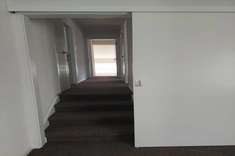 Photo of property in 54 Tuhikaramea Road, Dinsdale, Hamilton, 3204