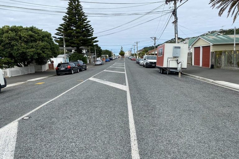 Photo of property in 4/84 Freyberg Street, Lyall Bay, Wellington, 6022