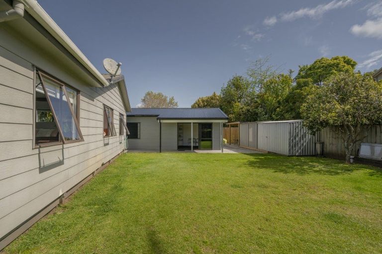 Photo of property in 8 Laura Place, Whitianga, 3510