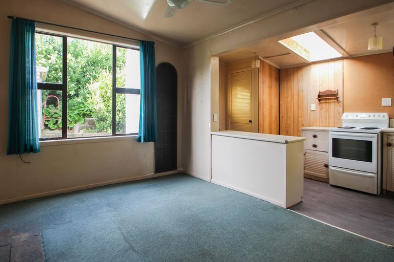 Photo of property in 16 Glen Street, Oamaru, 9400