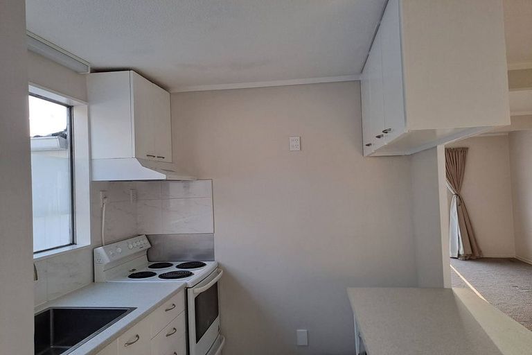 Photo of property in 43b Cypress Drive, Maungaraki, Lower Hutt, 5010