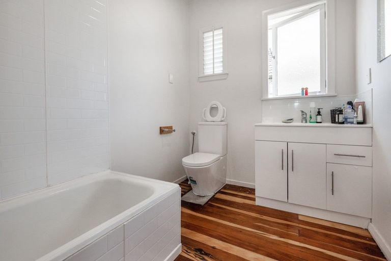 Photo of property in 1003 Oliphant Road, Raureka, Hastings, 4120