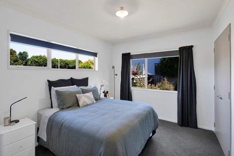 Photo of property in 10 Estate Grove, Inglewood, 4330