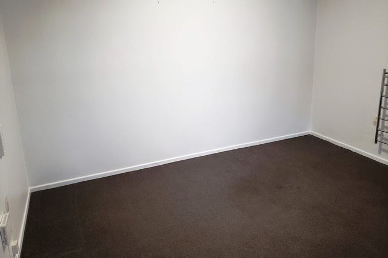 Photo of property in 3/103 Lake Road, Frankton, Hamilton, 3204