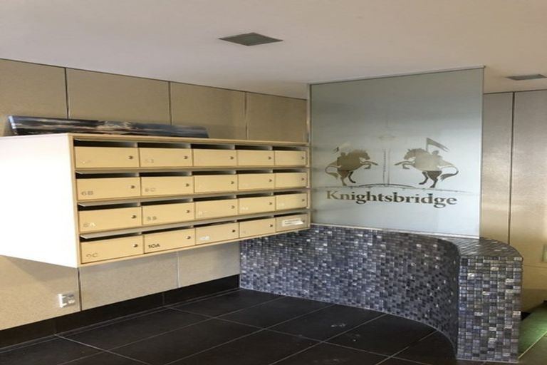 Photo of property in Knightsbridge Apartments, 5a Boardman Lane, Auckland Central, Auckland, 1010