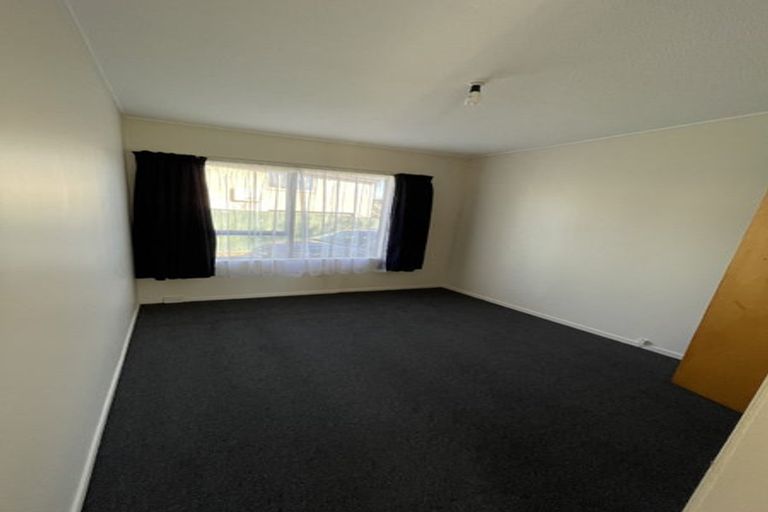 Photo of property in 5 Oreti Place, Clover Park, Auckland, 2019