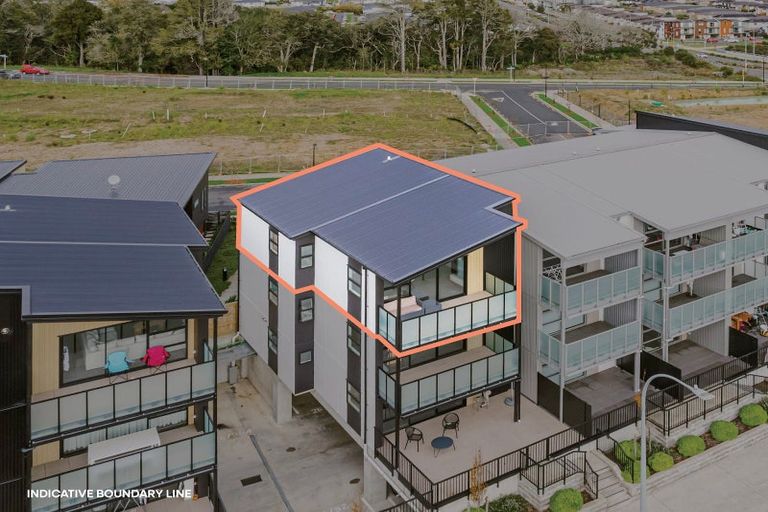 Photo of property in 304/26 Shortfin Place, Flat Bush, Auckland, 2019