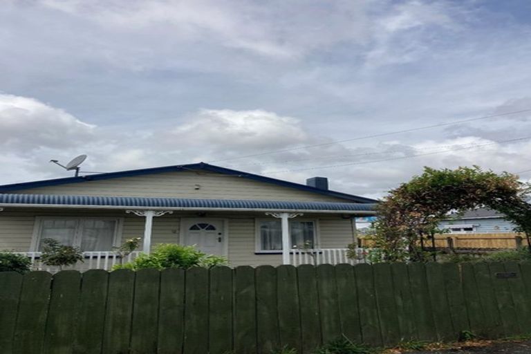 Photo of property in 12 Smith Street, Frankton, Hamilton, 3204