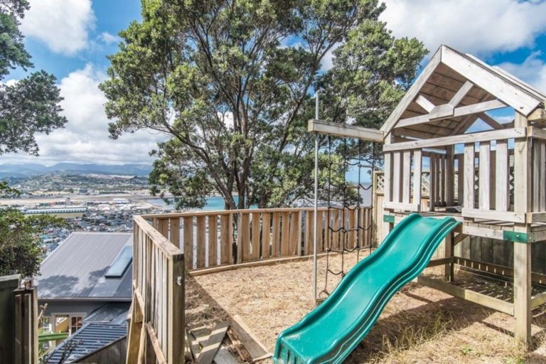 Photo of property in 4 Hornsey Road, Melrose, Wellington, 6023