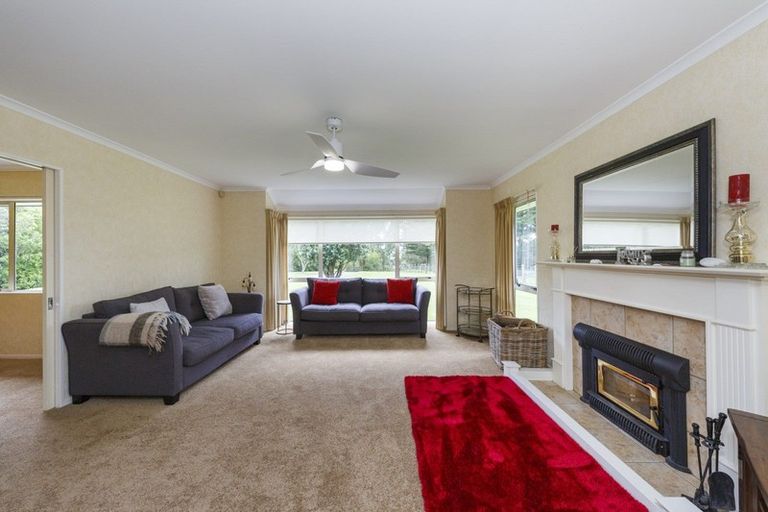 Photo of property in 29 Ngahere Park Road, Turitea, Palmerston North, 4472