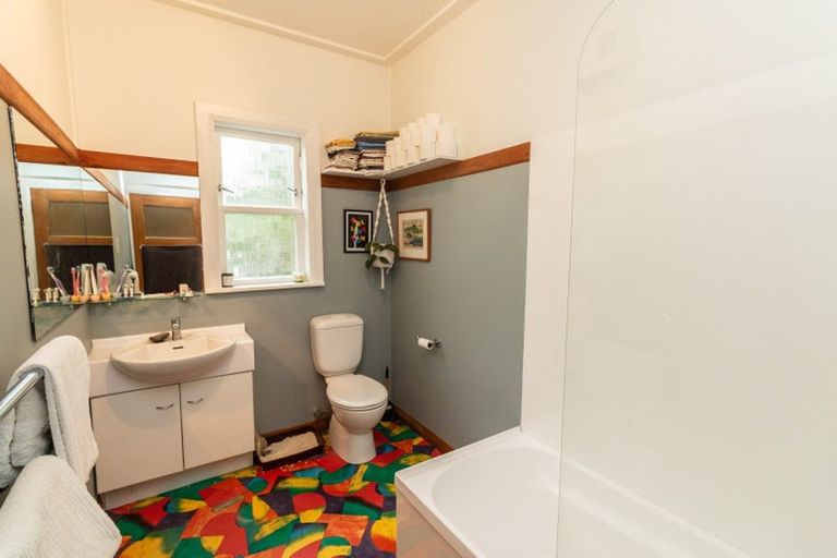 Photo of property in 11 Liardet Street, Vogeltown, Wellington, 6021