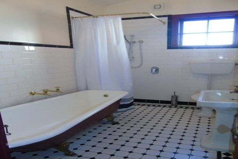 Photo of property in 154 Nelson Street, Petone, Lower Hutt, 5012