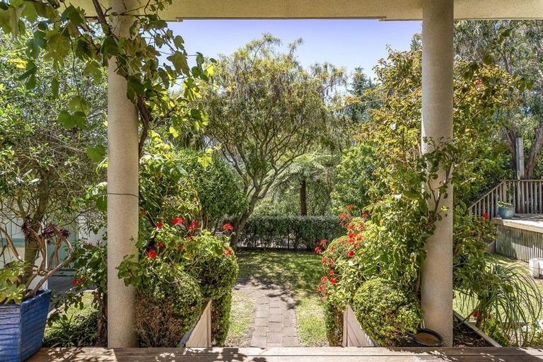 Photo of property in 42 Poplar Avenue, Raumati South, Paraparaumu, 5032