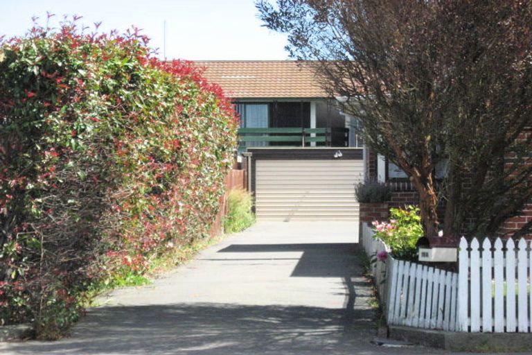 Photo of property in 1/19 Wittys Road, Avonhead, Christchurch, 8042