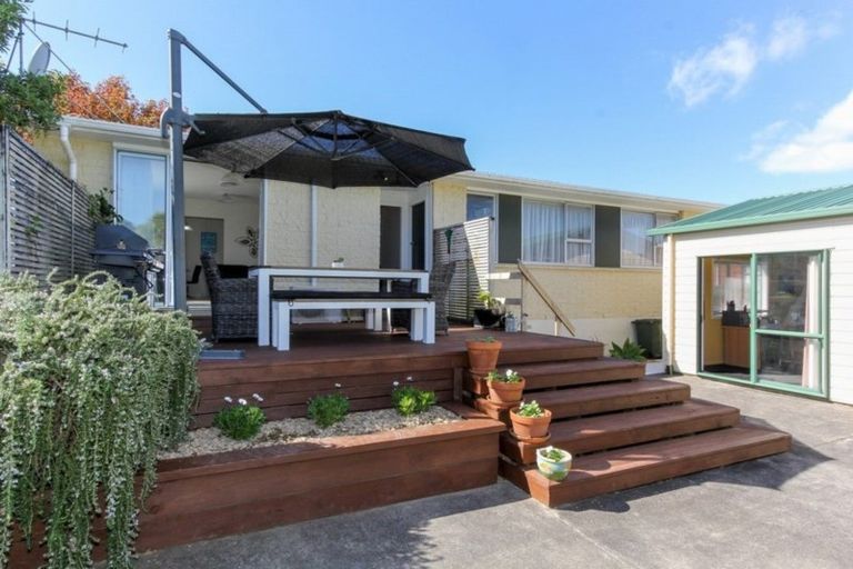 Photo of property in 4 Kelvin Place, Westown, New Plymouth, 4310