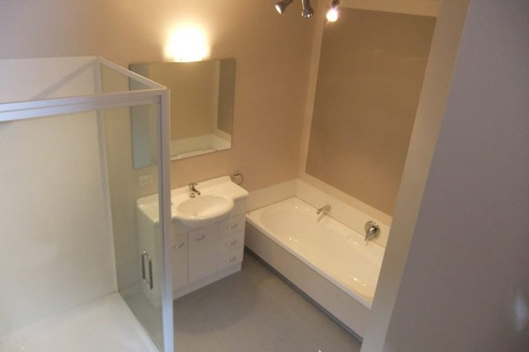 Photo of property in 27 Waverton Terrace, Churton Park, Wellington, 6037