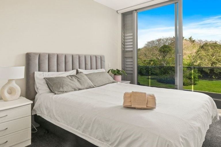 Photo of property in 579a Laurie Southwick Parade, Gulf Harbour, Whangaparaoa, 0930