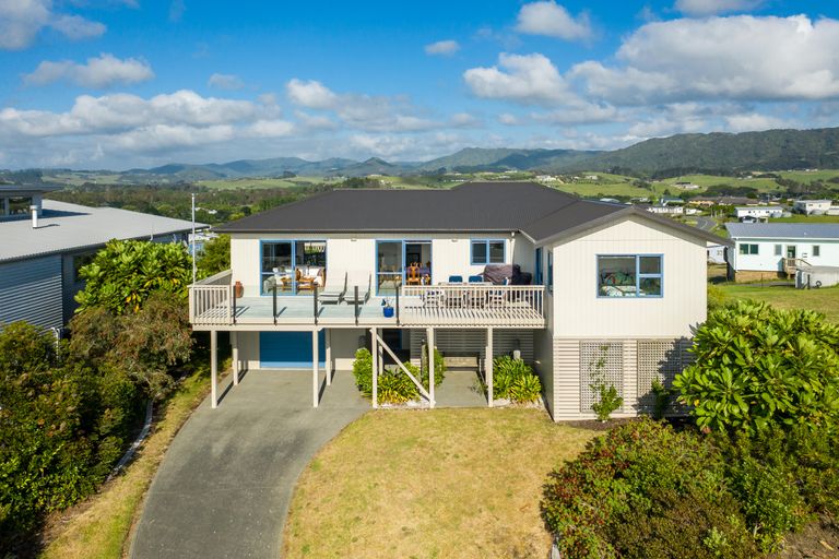 Photo of property in 17 Driftwood Place, Mangawhai Heads, Mangawhai, 0505