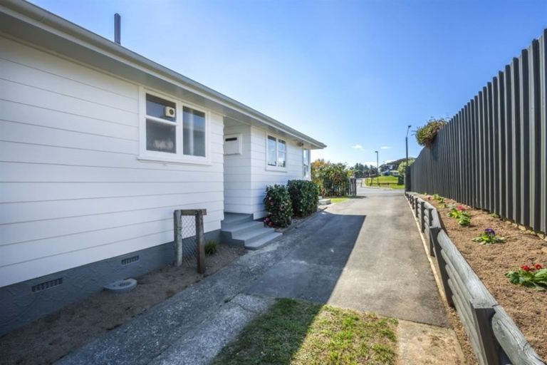 Photo of property in 375 Warspite Avenue, Waitangirua, Porirua, 5024