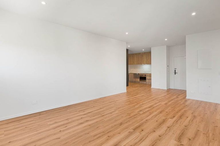 Photo of property in 201/1 Dishys Road, Flat Bush, Auckland, 2019