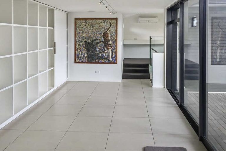 Photo of property in 54 Maffeys Road, Mount Pleasant, Christchurch, 8081