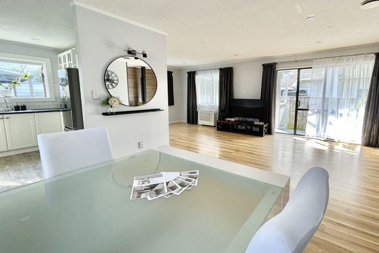 Photo of property in 2/12 Norfolk Street, Regent, Whangarei, 0112