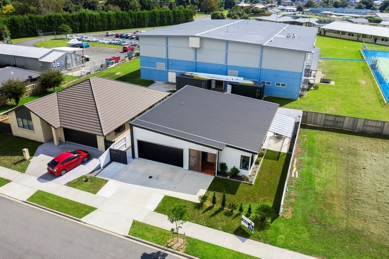 Photo of property in 61 Goodwin Crescent, Pyes Pa, Tauranga, 3112