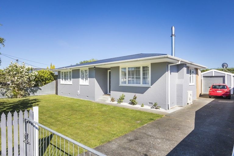 Photo of property in 33 Benmore Avenue, Cloverlea, Palmerston North, 4412