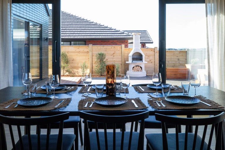 Photo of property in 25 Oralee Terrace, Peacocke, Hamilton, 3206