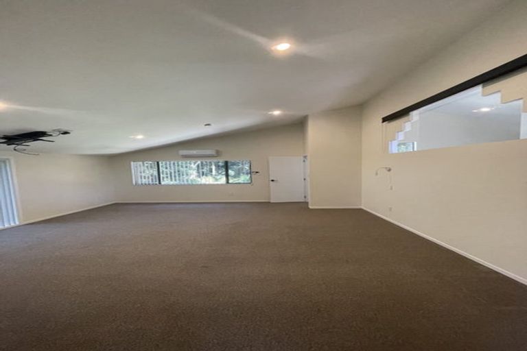 Photo of property in 42 Collie Street, Hillpark, Auckland, 2102