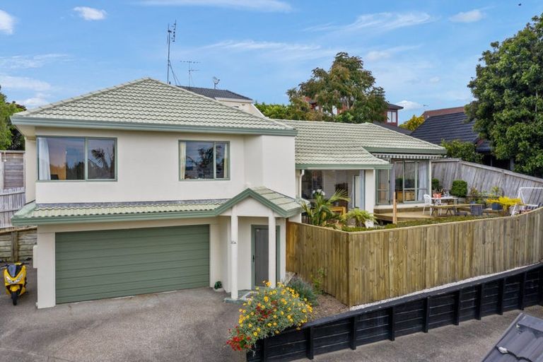 Photo of property in 1/28 Wiltshire Place, Somerville, Auckland, 2014