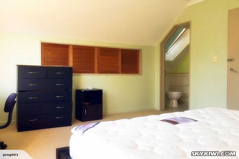 Photo of property in 1/21 Fordham Street, Beach Haven, Auckland, 0626