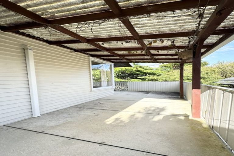 Photo of property in 7 Lyford Crescent, Sunnynook, Auckland, 0620